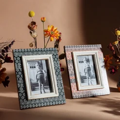Anika Photo Frame